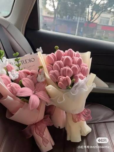 Customized Flower bouquets