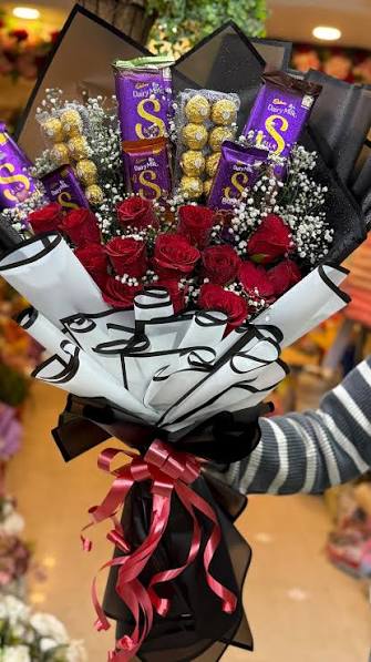 Customized chocolate bouquet